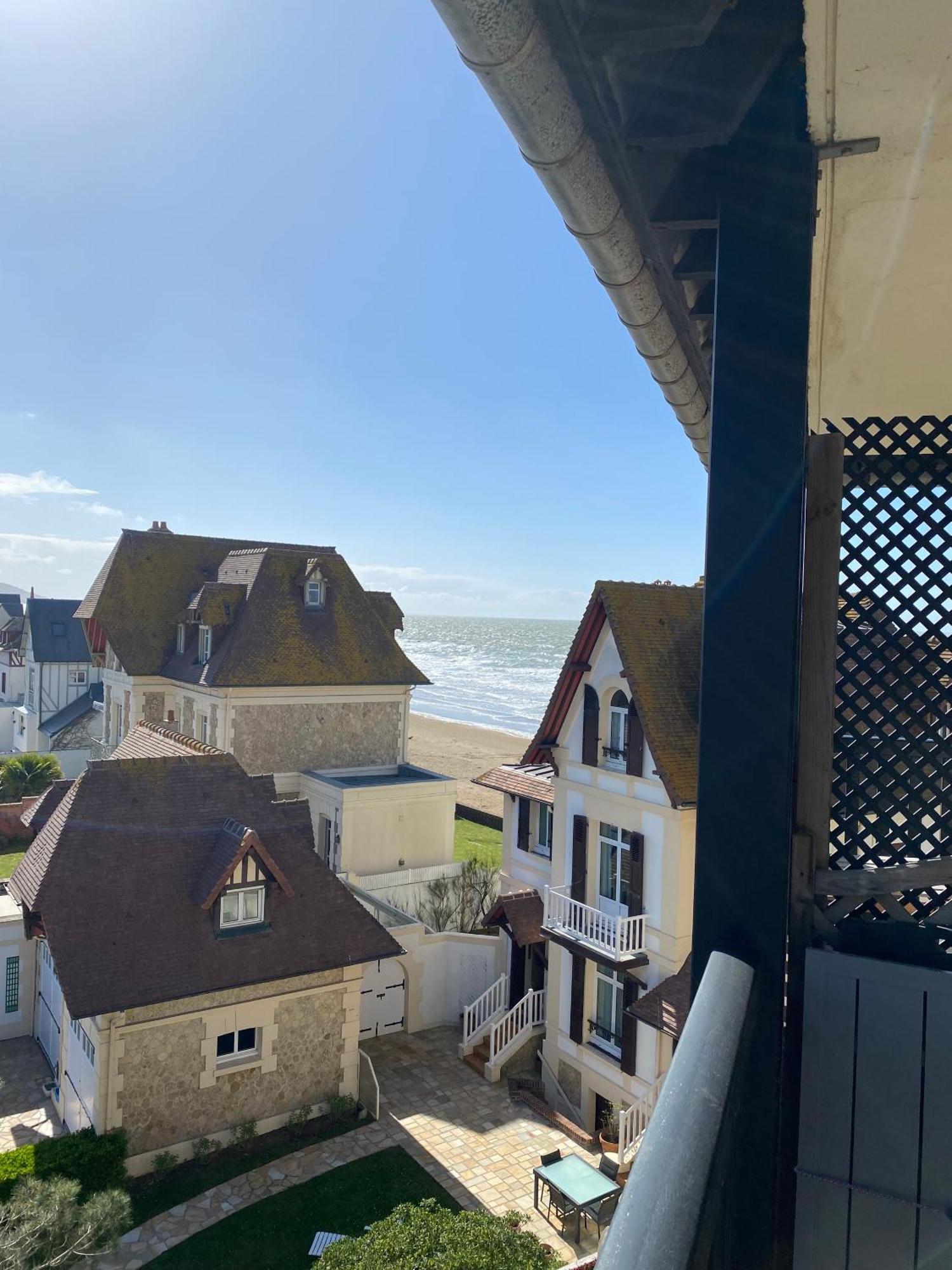 Beau Studio Au Bord De La Mer Blonville-sur-Mer Exterior photo